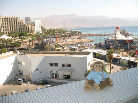 As you can see, Eilat, which is nestled between the mountains and the sea, is a resort town.