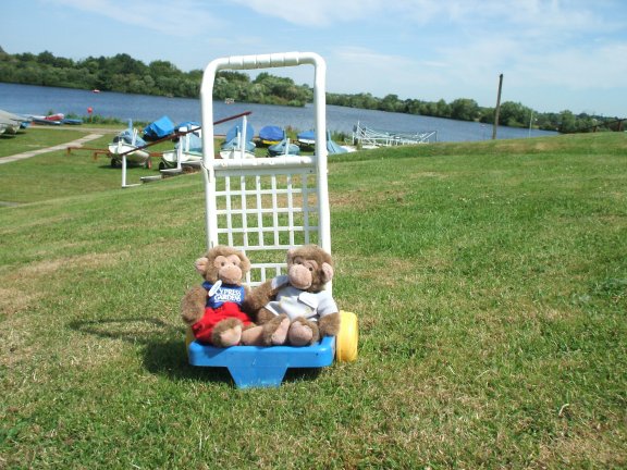 The Twins play at Swarkestone Sailing Club